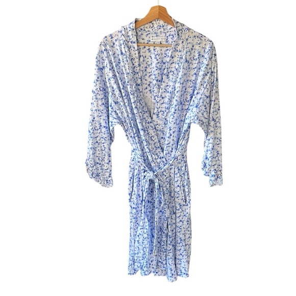 Eileen West Ruffled Robe - Picture 2 of 11